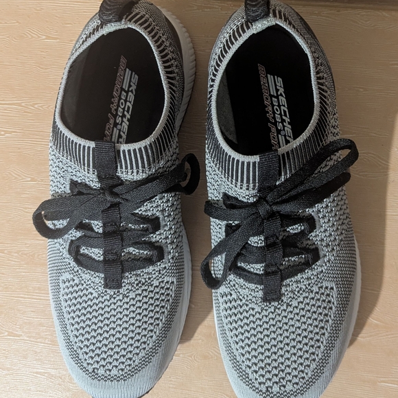 BOBS from Skechers Black and Gray Knit Sneakers - Picture 5 of 8